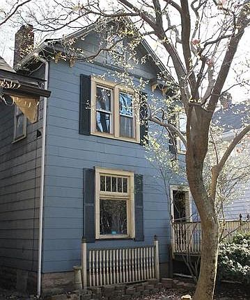 2nd image of 113 E Northwood Ave