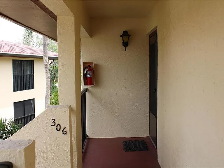 6472 Seagull Dr #306 — Photo 39