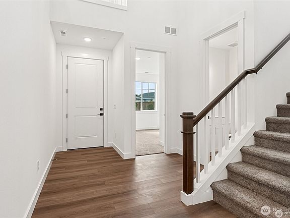 4th image of 13937 181ST Street E #8