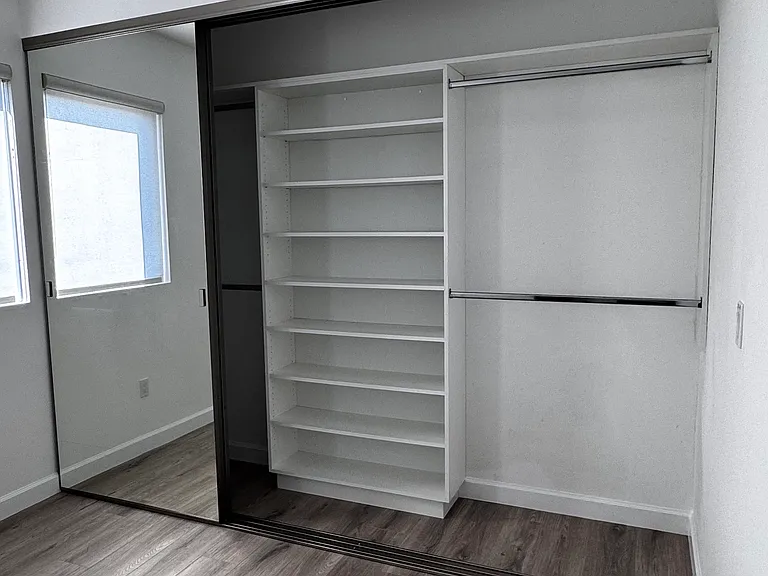 913 E Verdugo Ave — Photo 12
