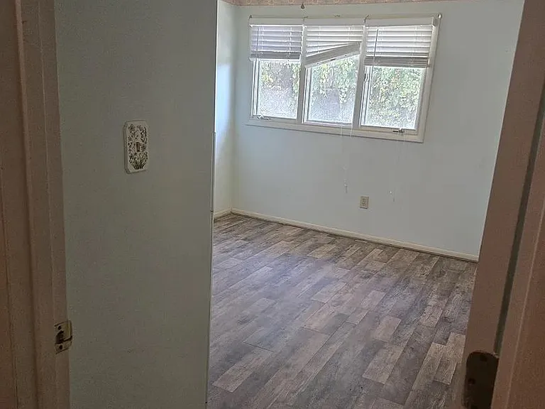3046 Laurel Springs Dr — Photo 16