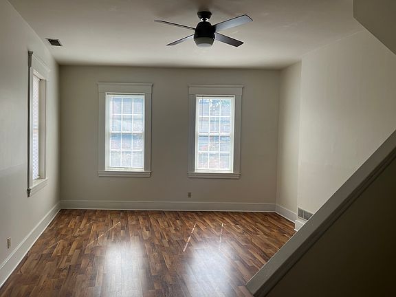 5th image of 819 Philadelphia St