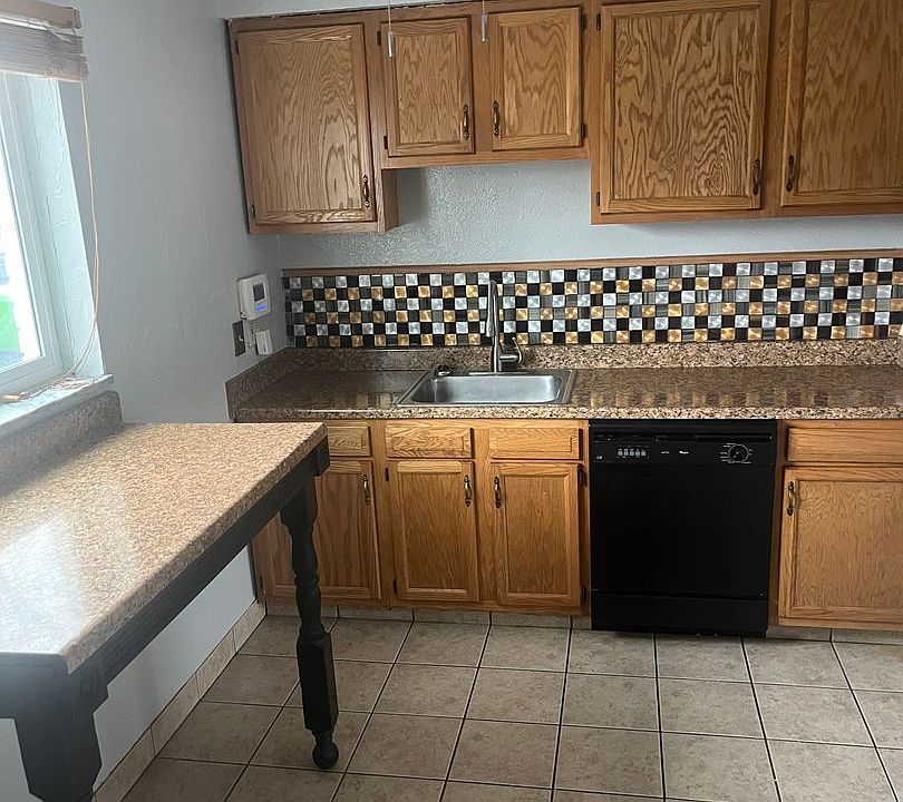 1st image of 23673 Banbury Cir APT 9