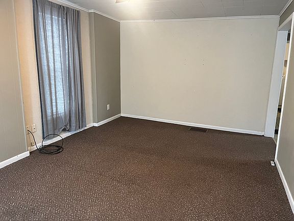 3rd image of 1208 Chestnut Ave APT 1
