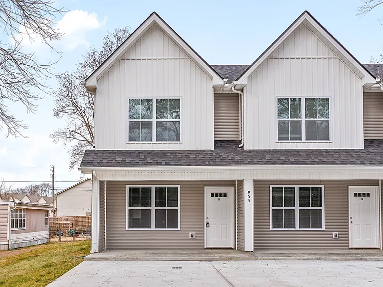 905 Center Rd #A — Photo 1