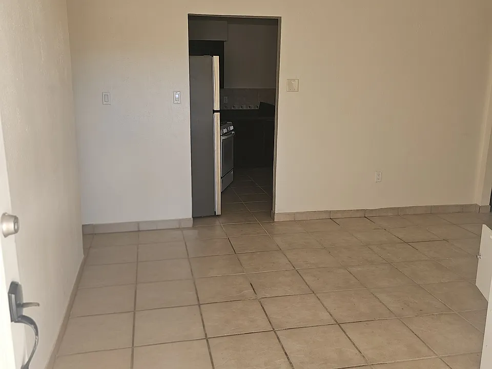 1800 Foothill Dr SW