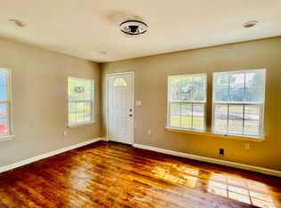 4023 Walker St, Dallas, TX 75211