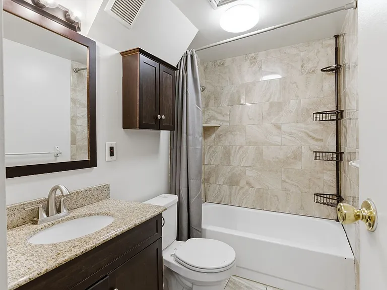2837 Cambridge St #2 — Photo 10