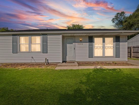 1004 Beaumont Dr, Lafayette, IN 47905