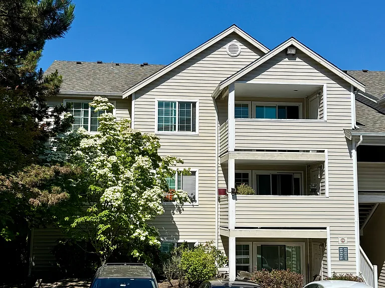 11915 Roseberg Ave S #309 — Photo 1