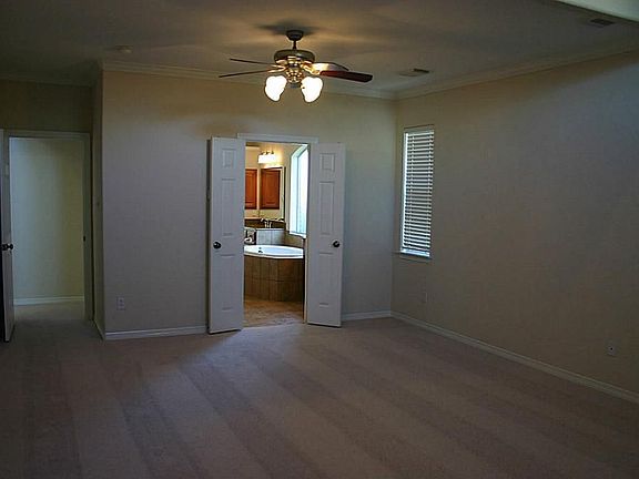 4th image of 11707 Summer Springs Dr