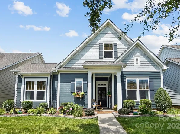 1009 Hercules Dr, Indian Trail, NC 28079