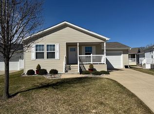 6619 W Meadowlark Dr, Jenison, MI