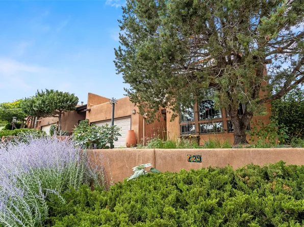 129 Michelle Dr, Santa Fe, NM 87501
