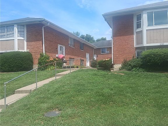2nd image of 6130 Ridgeacres Dr #M-3