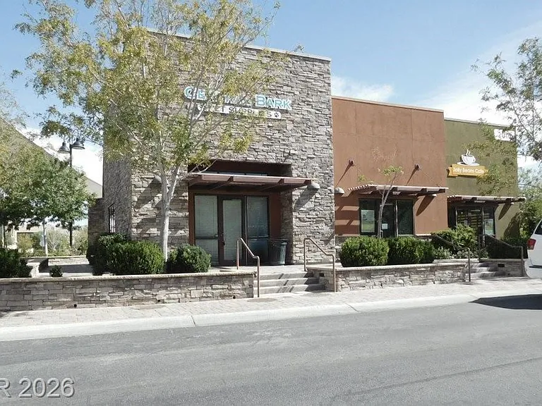 2321 Teatro Ave — Photo 42