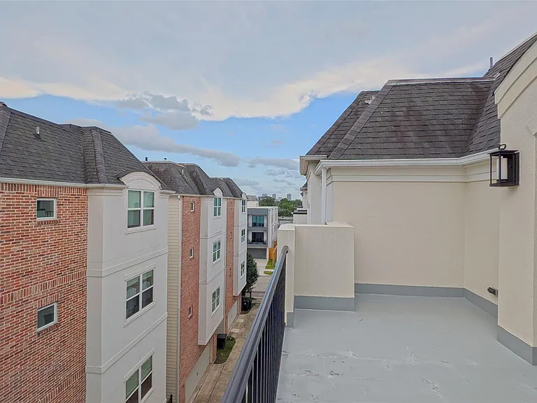 1844 Colquitt St — Photo 34