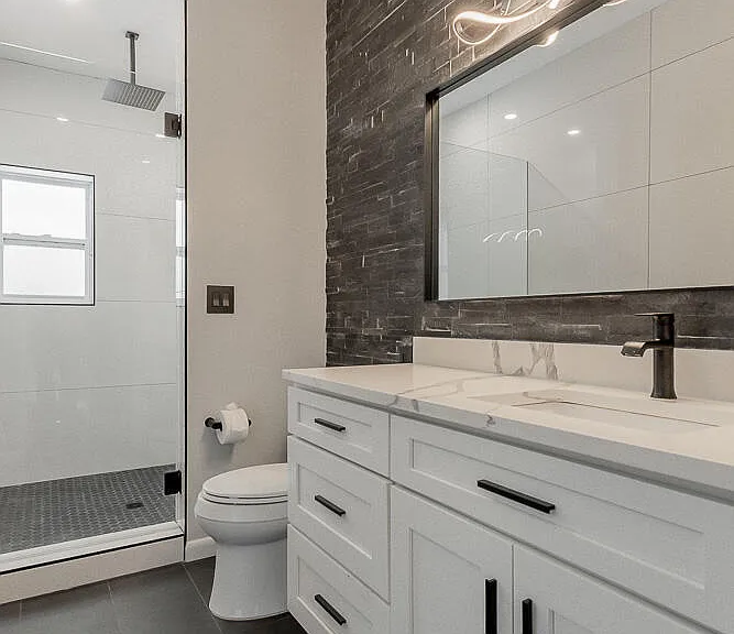 1770 Victoria Chase Ct — Photo 98