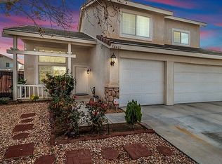 14401 Chamberlain Dr, Victorville, CA 92394