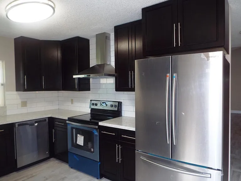 1268 Pinetta Cir — Photo 4