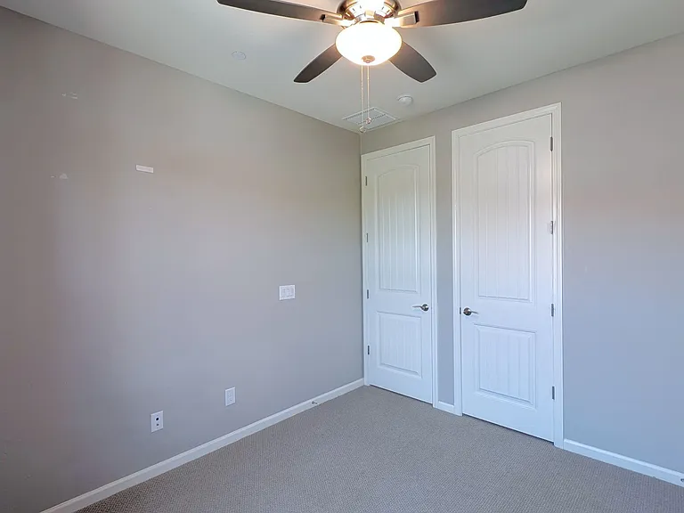 2477 W Market Pl #11 — Photo 29
