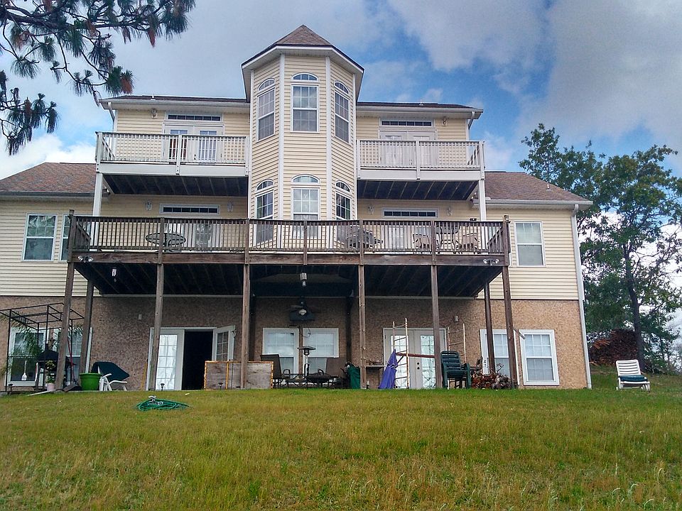 1st image of 3911 Crystal Lake Dr