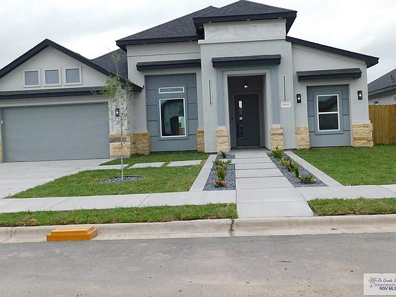 2nd image of 8605 Bellagio Cir
