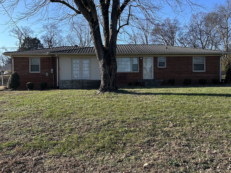 1st image of 815 Royal Elm Cir