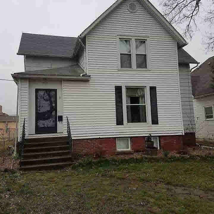 1st image of 410 E Church St