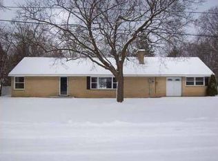 2926 Ellamarie Dr, Kalamazoo, MI 49006