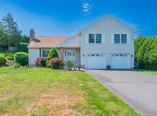 121 Thornton Dr, Newington, CT 06111