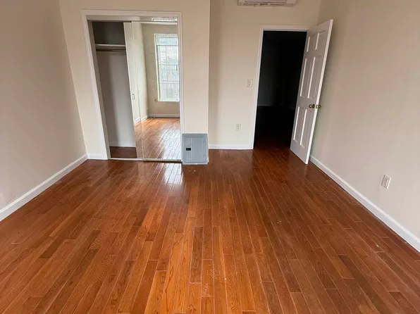 566 Atlantic Avenue image 6 of 13