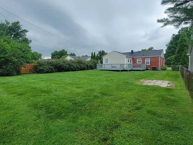 2520 Proctor Knott Dr — Photo 16