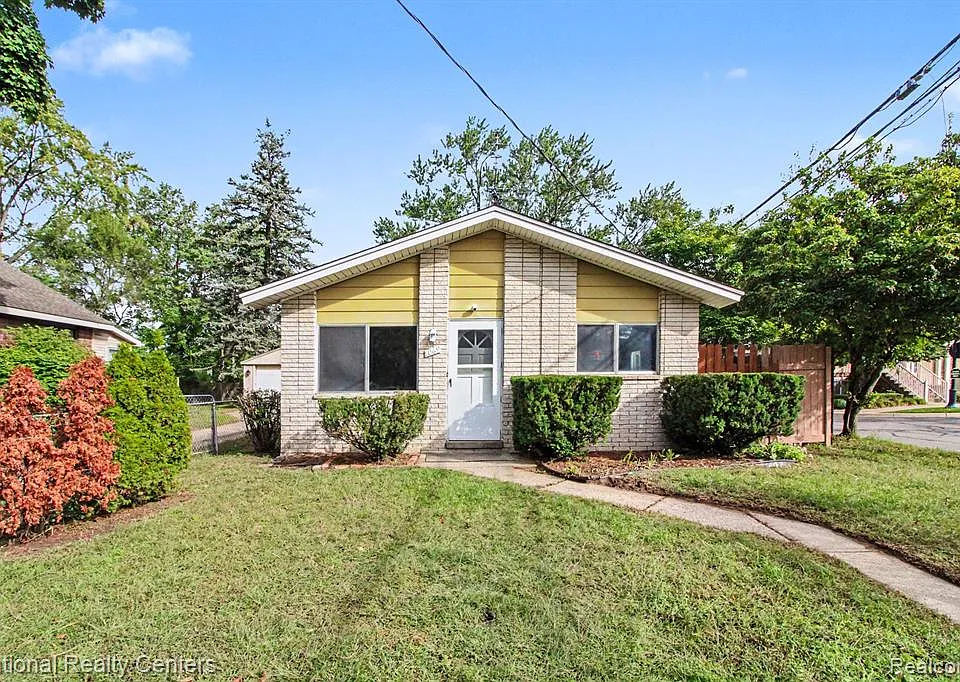 1069 Urbancrest Dr
