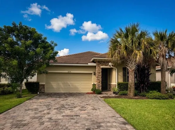 2071 NW Golden Oak Trail, Jensen Beach, FL 34957