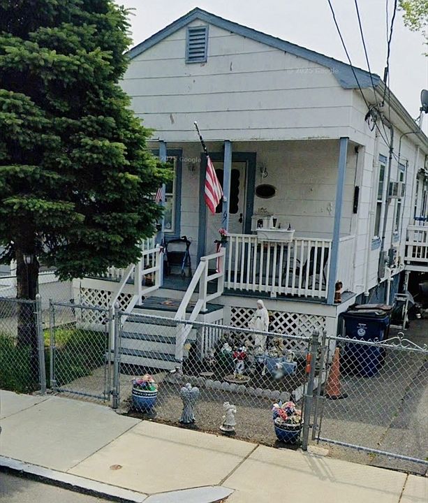 2nd image of 67 Jones Rd