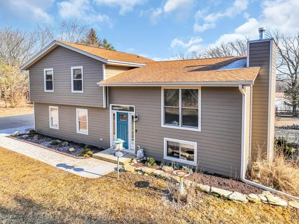 32729 Sunburst COURT, East Troy, WI 53120