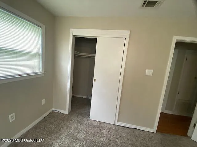 420 Champlin St — Photo 11