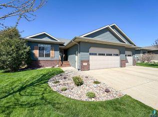 209 S Summer Ave, Brandon, SD 57005