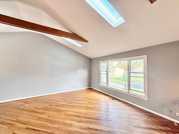 4th image of 3 Catalpa Ct
