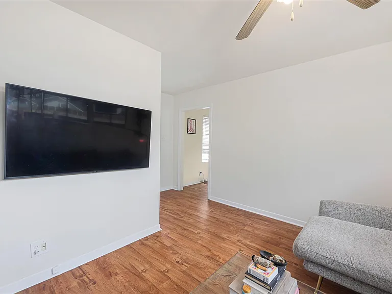 4607 Evans Ave #B — Photo 7