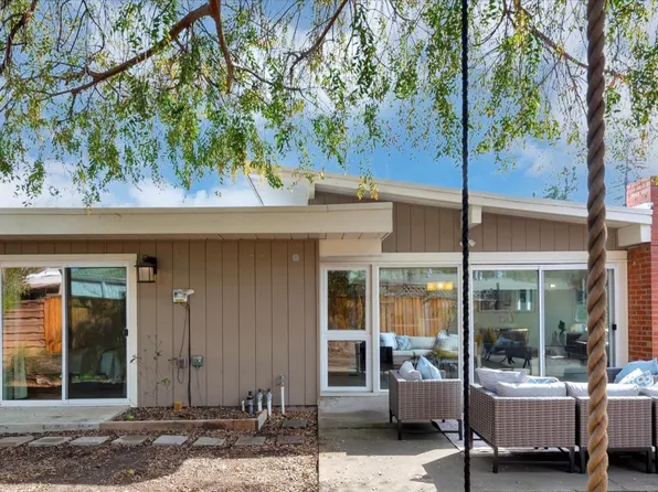 4212 Darlington Ct, Palo Alto, CA 94306