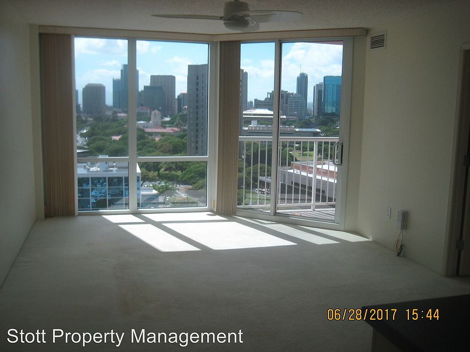 1st image of 801 King St APT 1705
