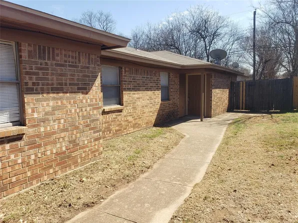 617 Race St #4, Crowley, TX 76036