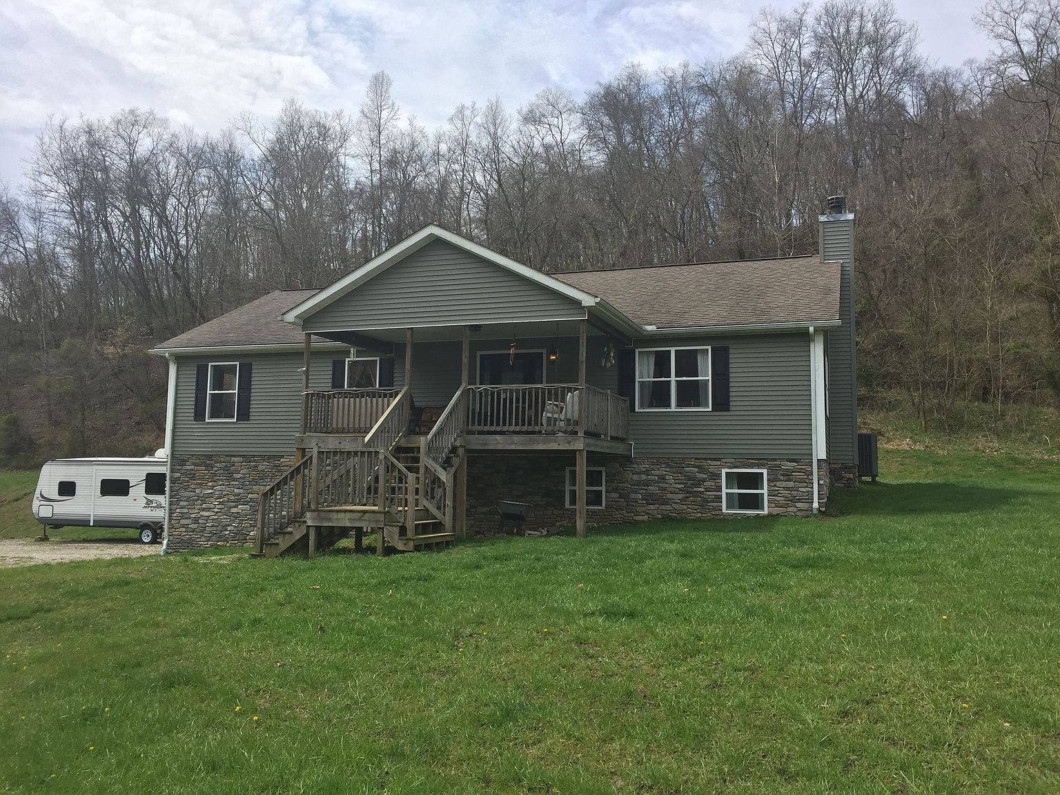 8820 Homestead Rd, Lesage, WV 25537 Zillow
