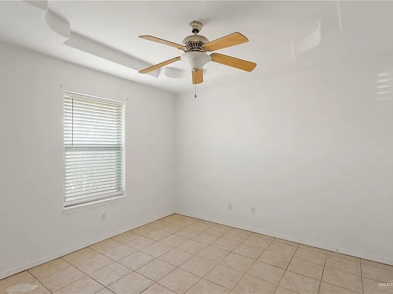 705 W Bronze Dr #1 — Photo 9