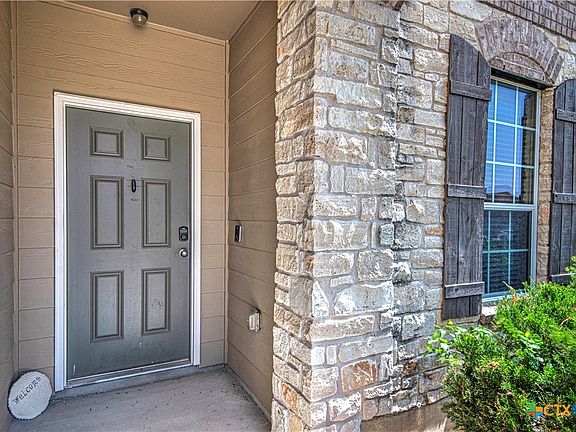 5th image of 211 W Orion Dr
