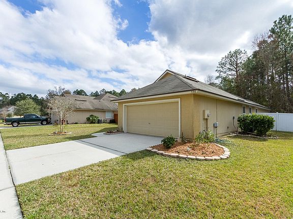 3rd image of 536 Apple Creek Dr