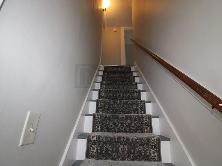 23 High St — Photo 11