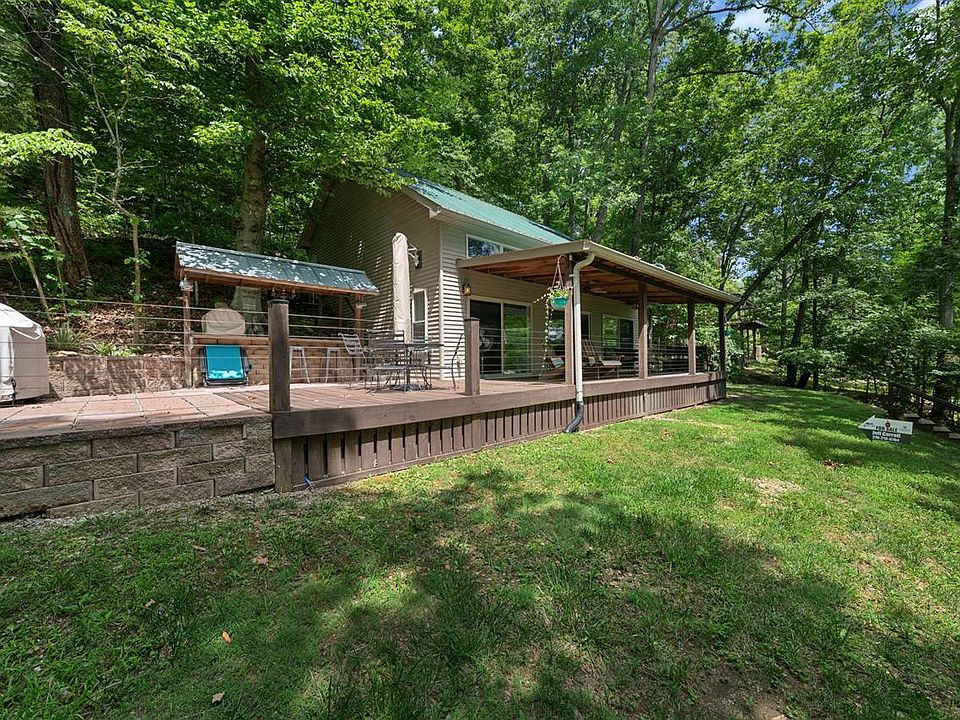 1st image of 589 Kaufman Rd